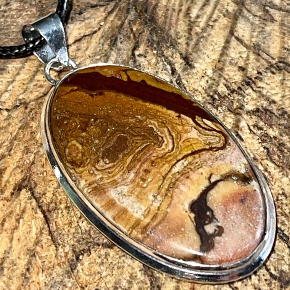 Outback Australian Jasper 2 1/4” - Picture 4 of 10